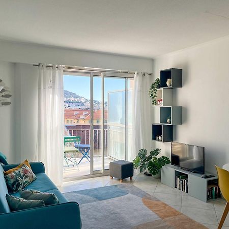 Risso - One Bedroom With Pool, Newly Renovated In Spring 2024 Nisa Exterior foto